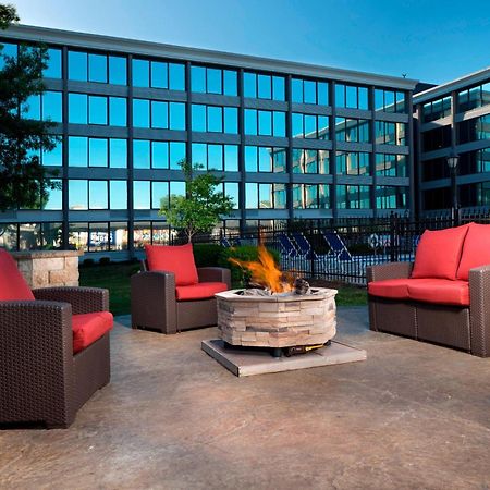 Four Points By Sheraton Kansas City Airport Exterior foto
